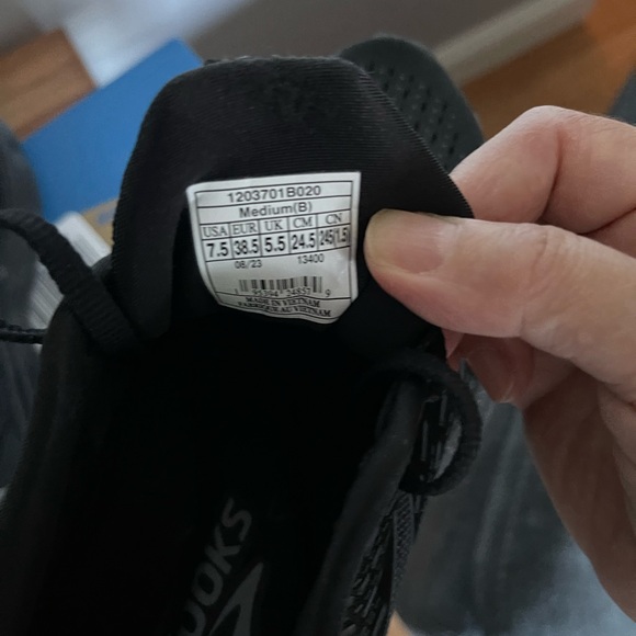 Brooks Glycerin GTS
20
CUSHION ( Support
WOMEN'S - Picture 3 of 7